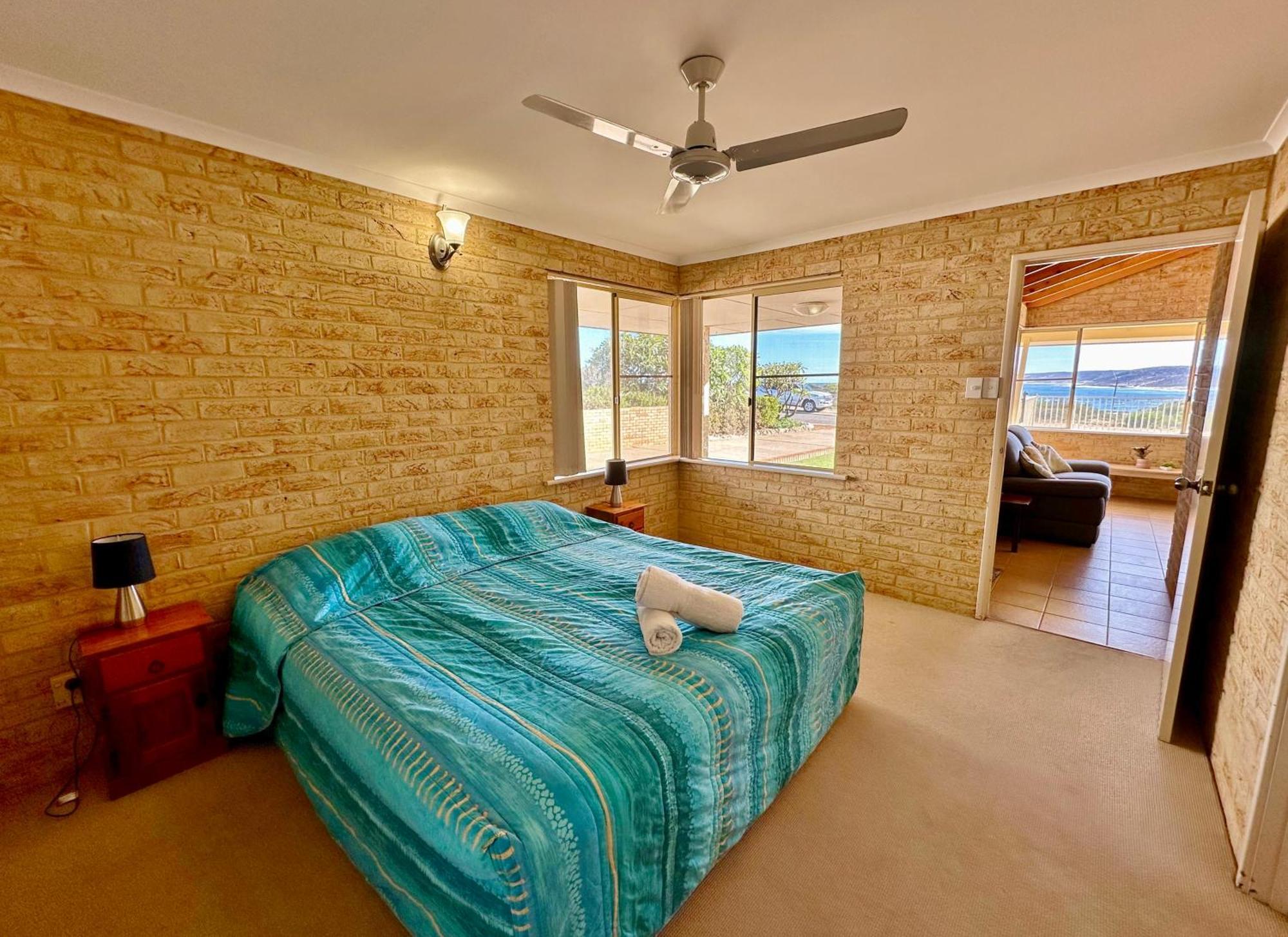 Cliffs Unit 1 - Kalbarri,wa Holiday home *